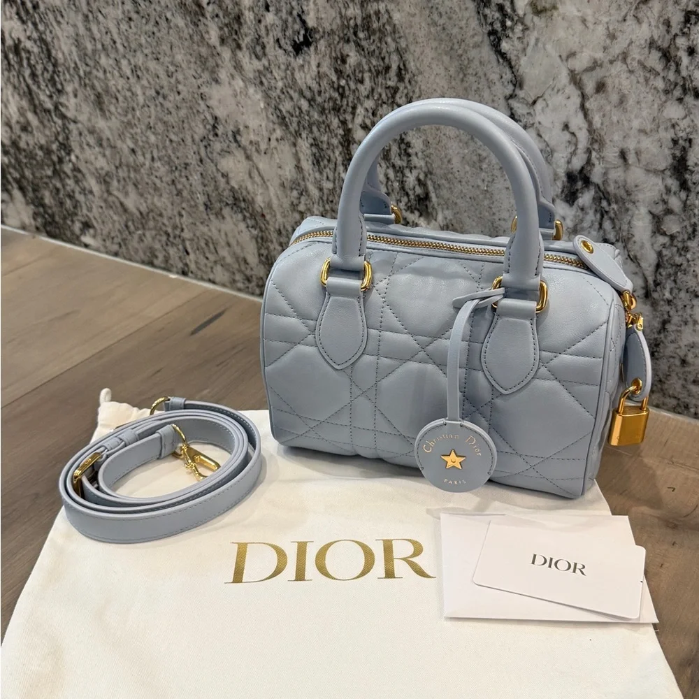 Christian Dior Groove 20 Bag Cloud Blue Cannage Leather - FULL SET with Receipt - Picture 6 of 8